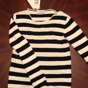 NWT Lisa Campione sweater size 36